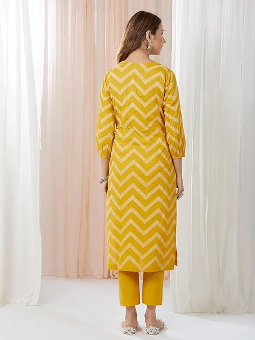 Women's Mustard Cotton Printed Straight Kurta with Pant set Size L